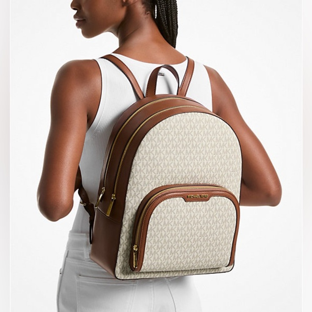 🧡SALE‼️🧡NWT Michael Kors $558 Large Jaycee Logo Vanilla Backpack with MK Print